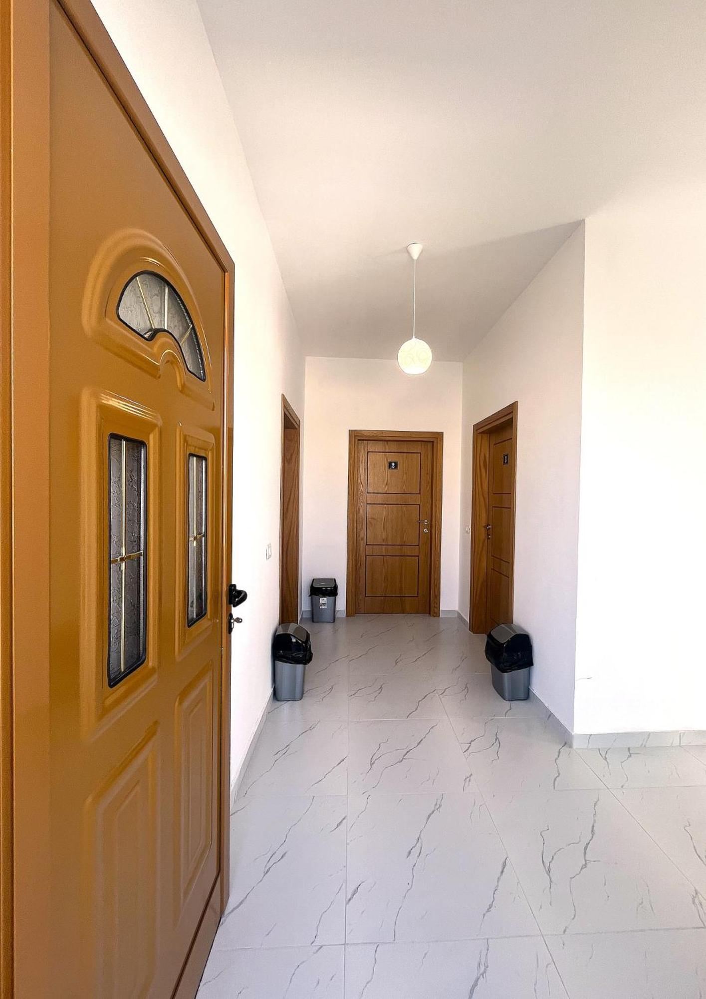 Vlora Escape Studios Near Sea & City Center * Vlorë